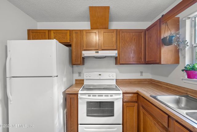 2169 ASPEN RIDGE Drive, Jacksonville, FL 32233