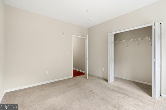 226 BREEDERS CUP DR, Cherry Hill, NJ 08002