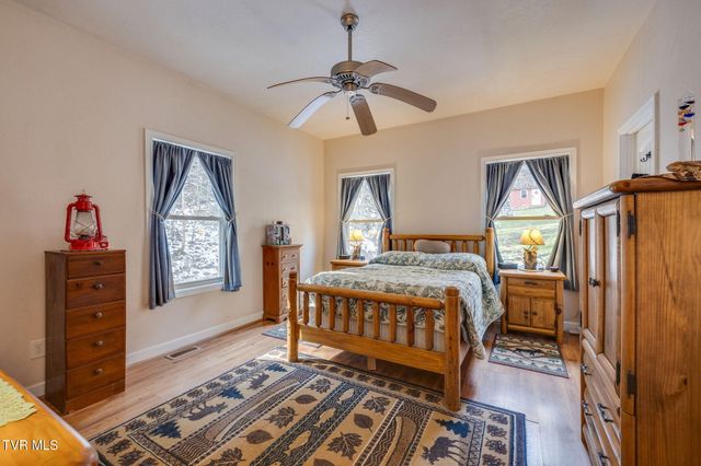 139 Charlie Harrell Lane, Hampton, TN 37658