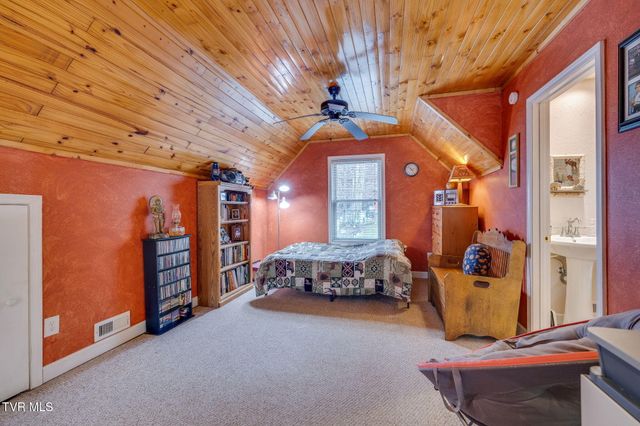 139 Charlie Harrell Lane, Hampton, TN 37658