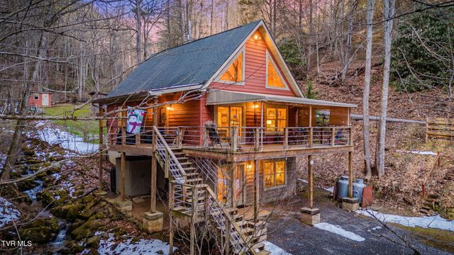 139 Charlie Harrell Lane, Hampton, TN 37658