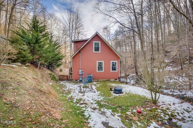 139 Charlie Harrell Lane, Hampton, TN 37658