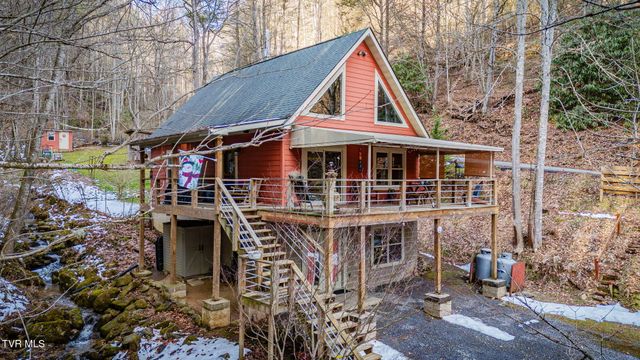 139 Charlie Harrell Lane, Hampton, TN 37658