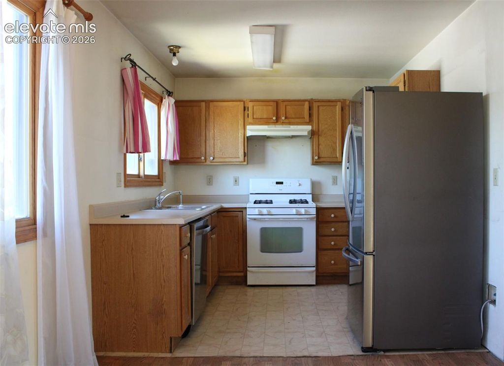 5056 Stillwater Drive, Colorado Springs, CO 80923 — photo 4