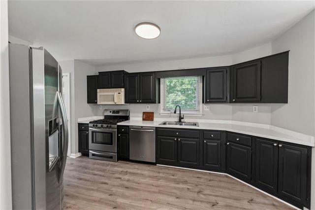 6409 Ivey Terrace Drive SE, Mableton, GA 30126