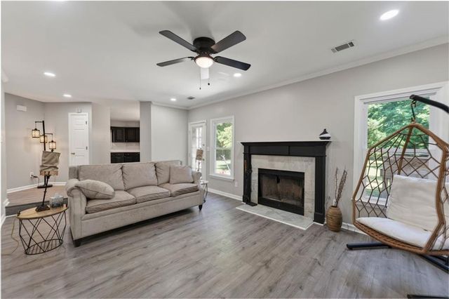 6409 Ivey Terrace Drive SE, Mableton, GA 30126