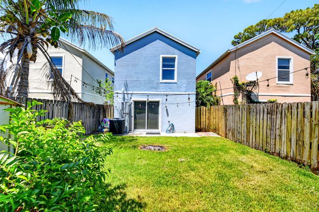4334 Cambridge Street, Lake Worth, FL 33461