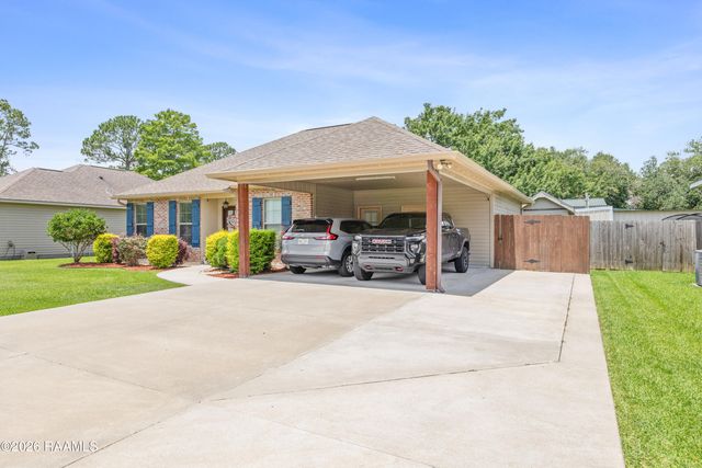 479 Broussard Street, Breaux Bridge, LA 70517