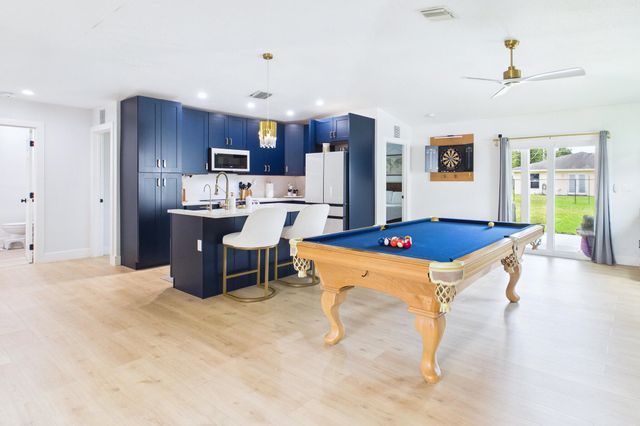 6784 3rd Street, Jupiter, FL 33458