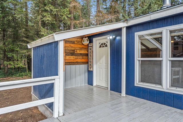5228 W Cross Cut Rd, Deer Park, WA 99006