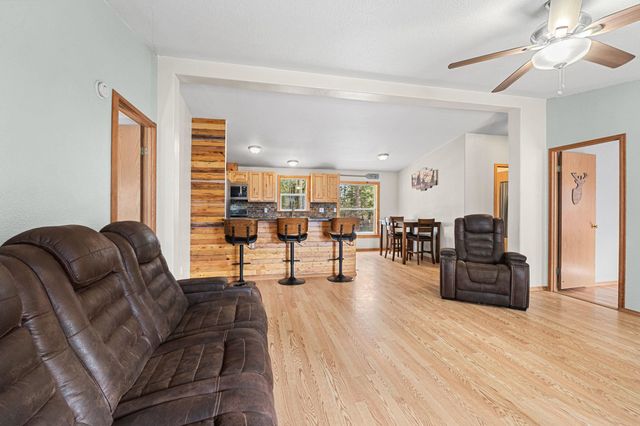5228 W Cross Cut Rd, Deer Park, WA 99006