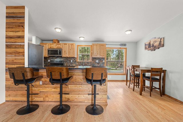 5228 W Cross Cut Rd, Deer Park, WA 99006
