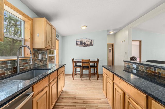 5228 W Cross Cut Rd, Deer Park, WA 99006