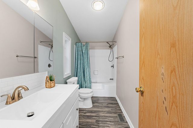 5228 W Cross Cut Rd, Deer Park, WA 99006