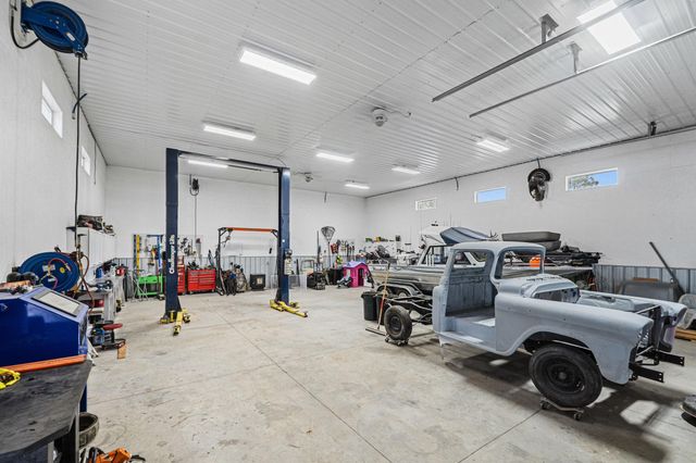 5228 W Cross Cut Rd, Deer Park, WA 99006