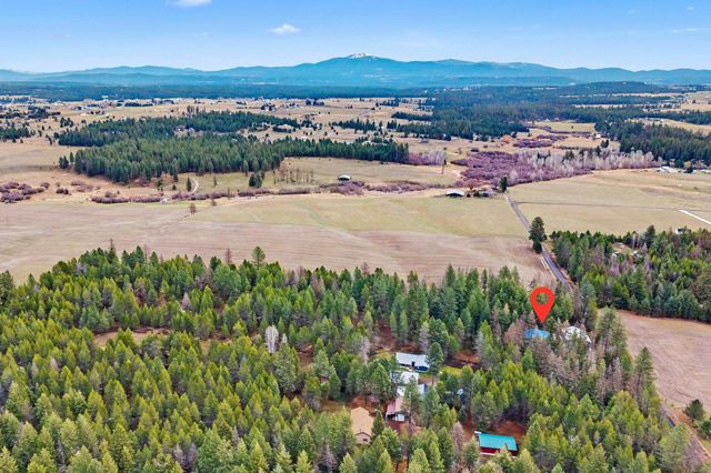 5228 W Cross Cut Rd, Deer Park, WA 99006