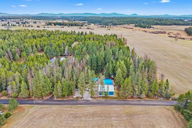 5228 W Cross Cut Rd, Deer Park, WA 99006