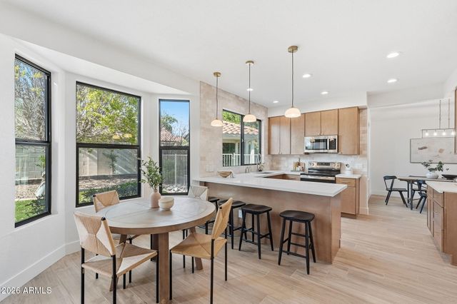 4608 E MARCONI Avenue, Phoenix, AZ 85032