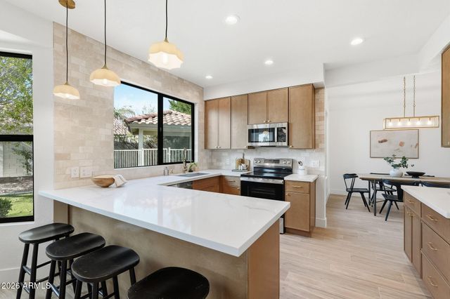 4608 E MARCONI Avenue, Phoenix, AZ 85032