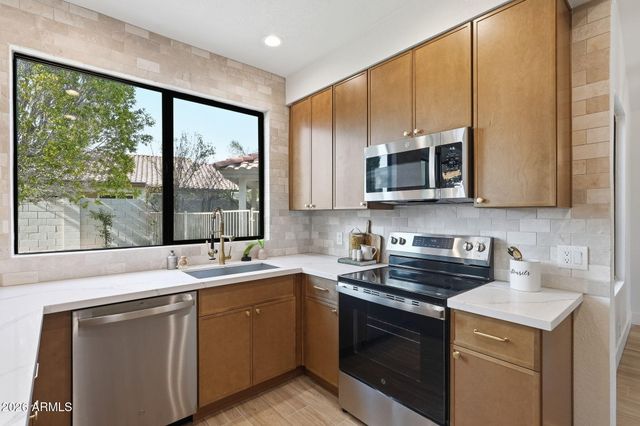 4608 E MARCONI Avenue, Phoenix, AZ 85032