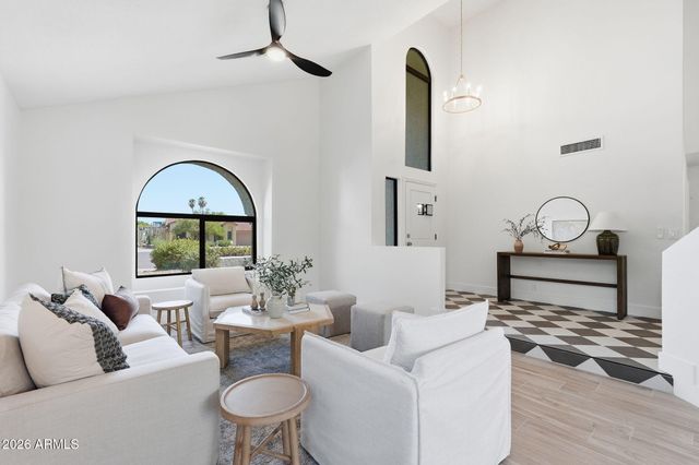 4608 E MARCONI Avenue, Phoenix, AZ 85032
