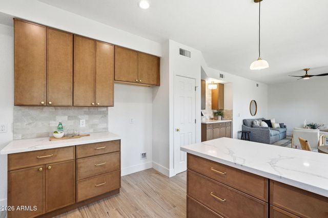 4608 E MARCONI Avenue, Phoenix, AZ 85032
