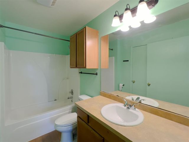 1816 NW 33rd Street, Oklahoma City, OK 73118