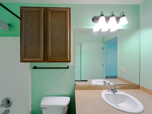 1816 NW 33rd Street, Oklahoma City, OK 73118