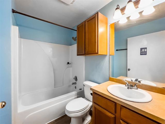 1816 NW 33rd Street, Oklahoma City, OK 73118