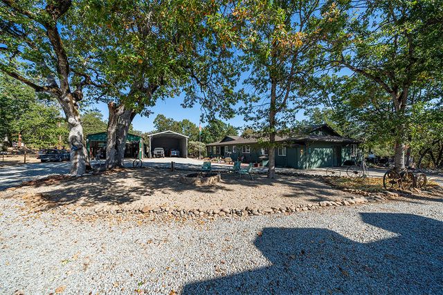 332 Rene Drive, Shady Cove, OR 97539
