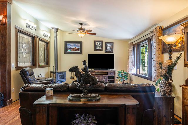 332 Rene Drive, Shady Cove, OR 97539