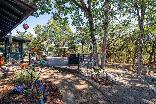 332 Rene Drive, Shady Cove, OR 97539