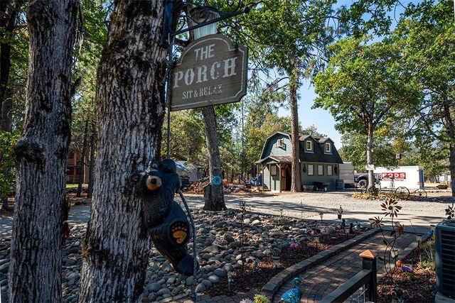 332 Rene Drive, Shady Cove, OR 97539