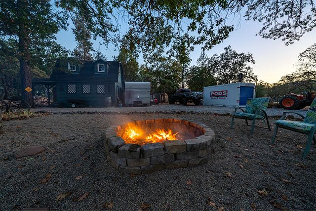 332 Rene Drive, Shady Cove, OR 97539