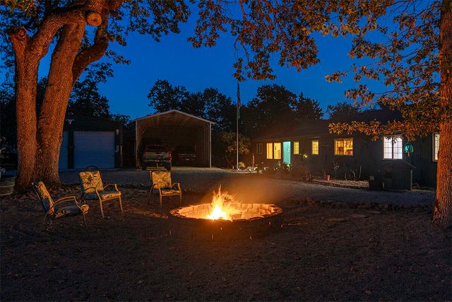 332 Rene Drive, Shady Cove, OR 97539