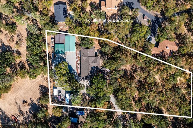 332 Rene Drive, Shady Cove, OR 97539