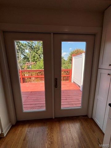 7543 Delmar Boulevard, University City, MO 63130
