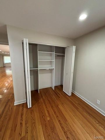 7543 Delmar Boulevard, University City, MO 63130