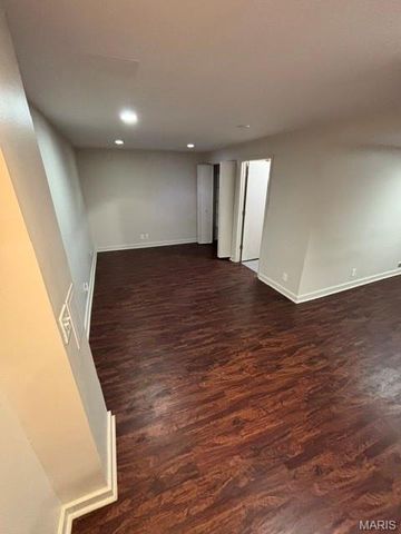 7543 Delmar Boulevard, University City, MO 63130