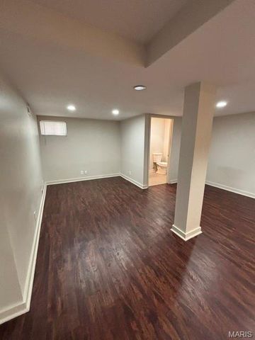 7543 Delmar Boulevard, University City, MO 63130