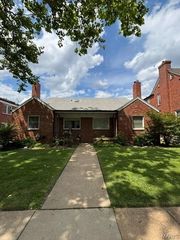 7543 Delmar Boulevard, University City, MO 63130
