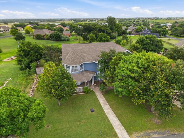 115 Clarks Grove LN, Hutto, TX 78634