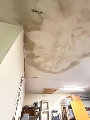 129 Sylvia Street, Deer Park, TX 77536