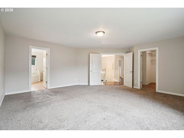 16226 TRACEY LEE Ct, Oregon City, OR 97045