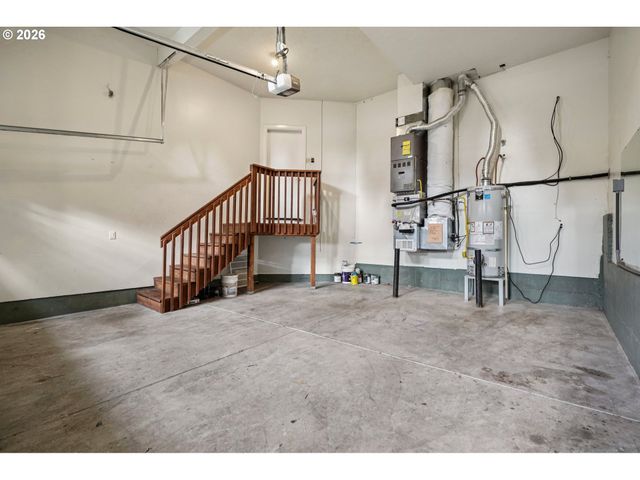 16226 TRACEY LEE Ct, Oregon City, OR 97045