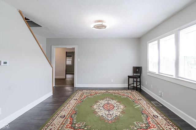 945 Cecil Avenue, Indianapolis, IN 46219