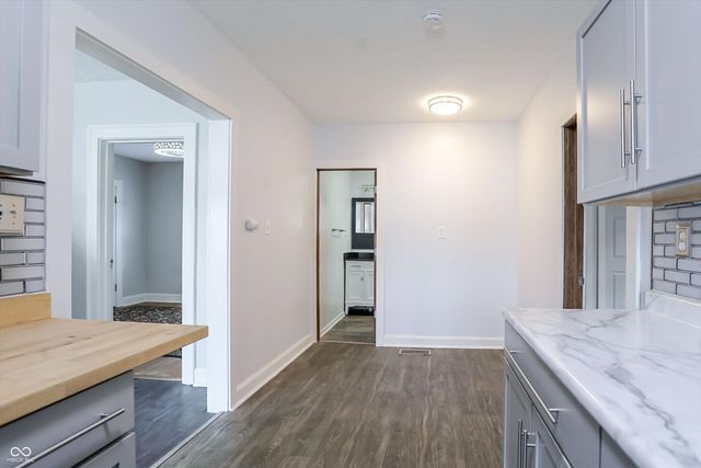 945 Cecil Avenue, Indianapolis, IN 46219