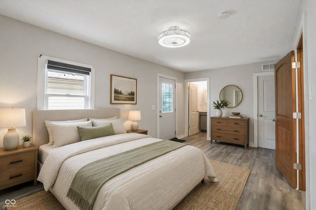 945 Cecil Avenue, Indianapolis, IN 46219