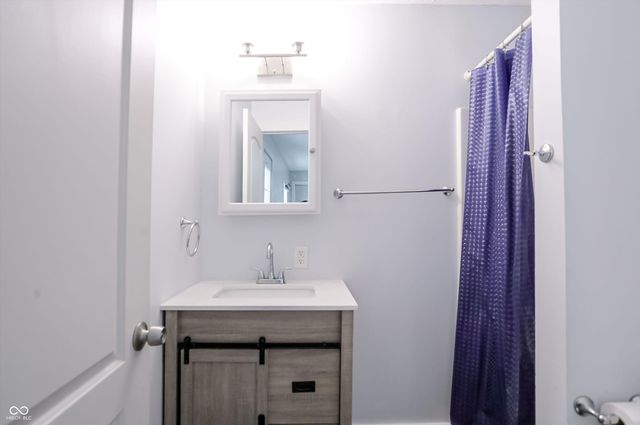 945 Cecil Avenue, Indianapolis, IN 46219