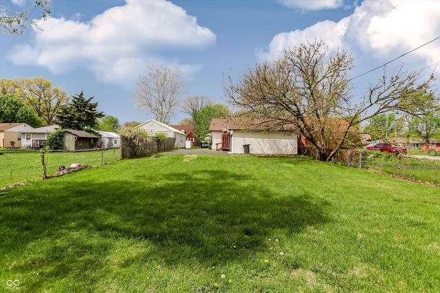 945 Cecil Avenue, Indianapolis, IN 46219